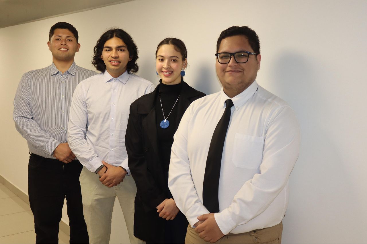 Estudiantes obtienen 3° lugar en concurso sobre investigación de mercado en beneficio de organizaciones sociales
