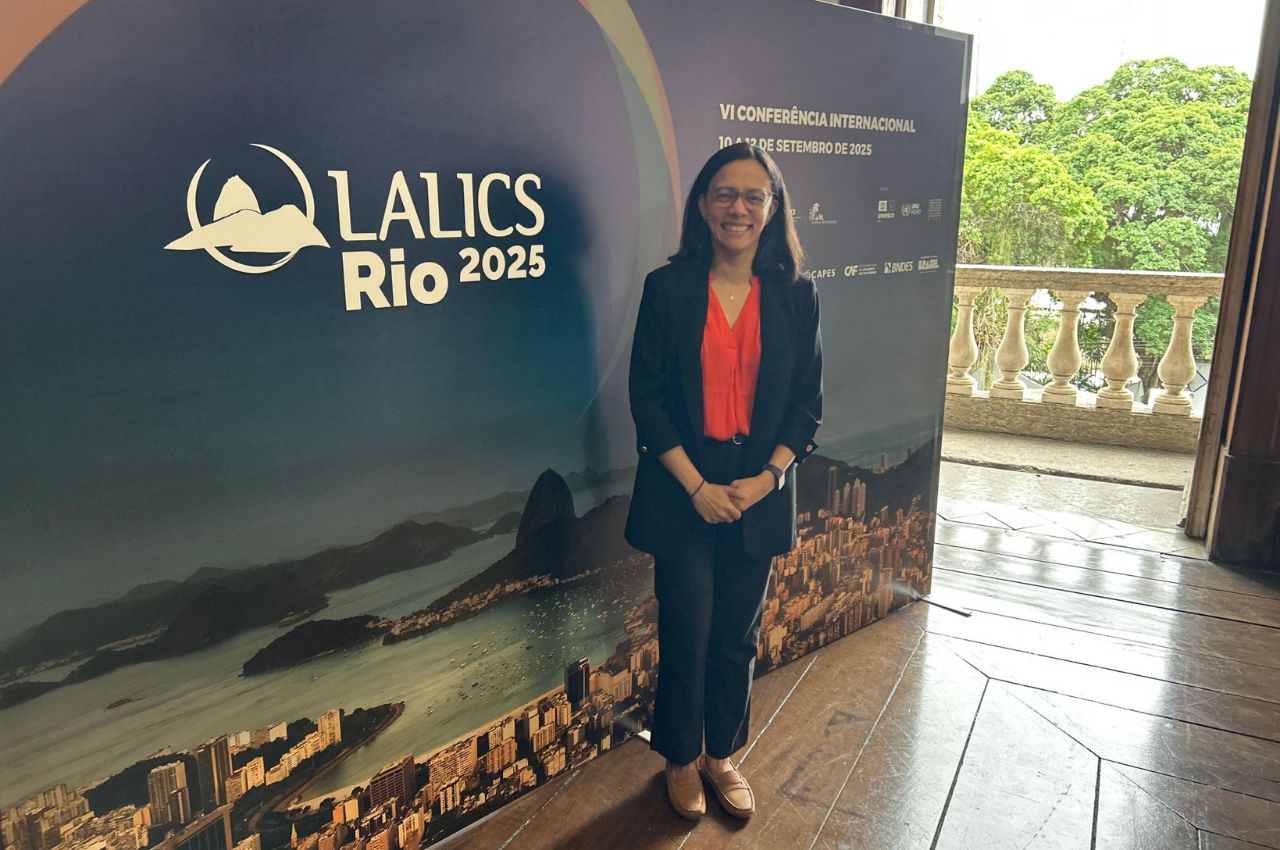 Profesora Nadia Albis participó en VI Conferencia Internacional LALICS 2025